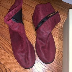 Arcopedico red booties size US 10